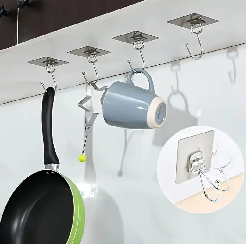 Close-up of golden hook square frame showing build quality